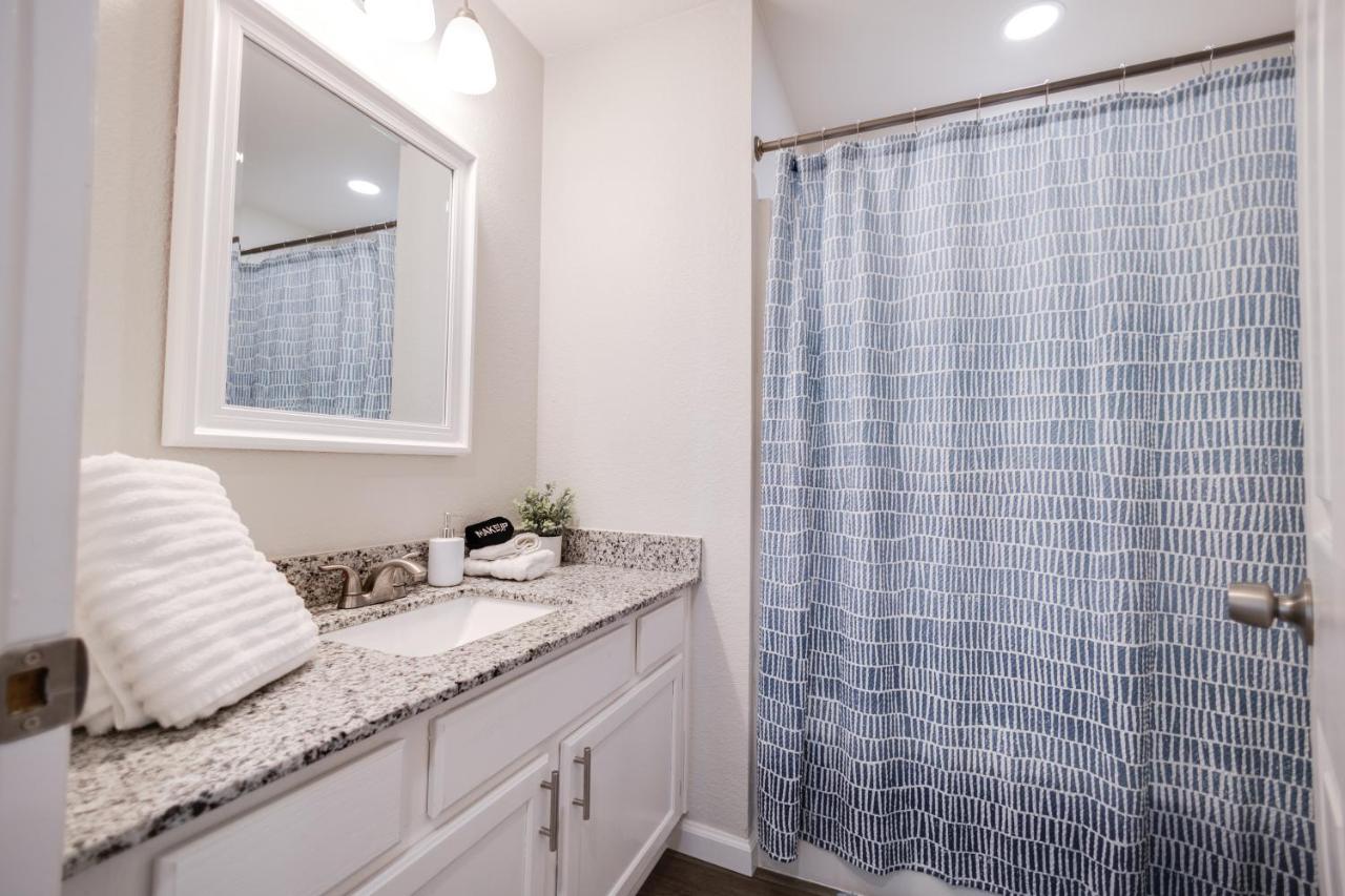 Trailside Townhouse - Close To Downtown & Bike Trails Bentonville Dış mekan fotoğraf