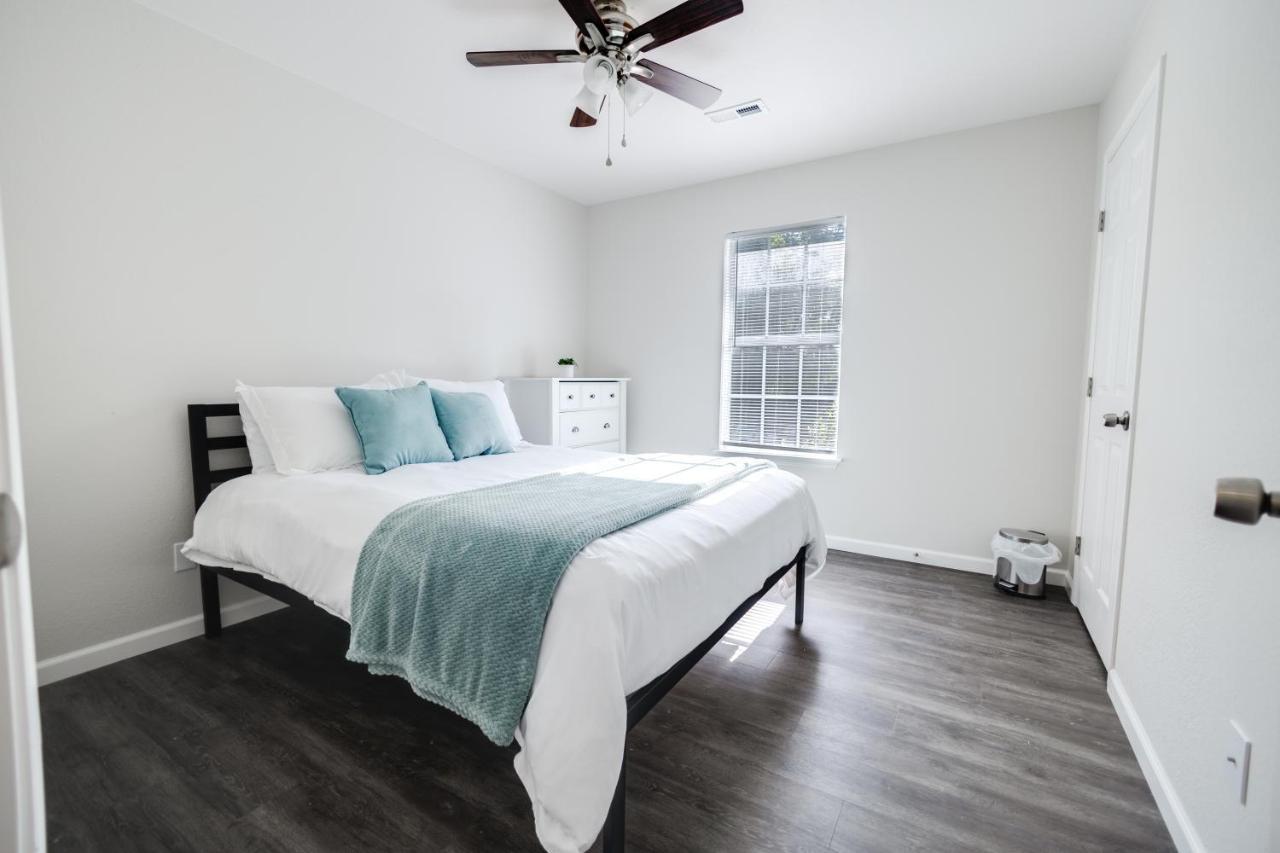 Trailside Townhouse - Close To Downtown & Bike Trails Bentonville Dış mekan fotoğraf
